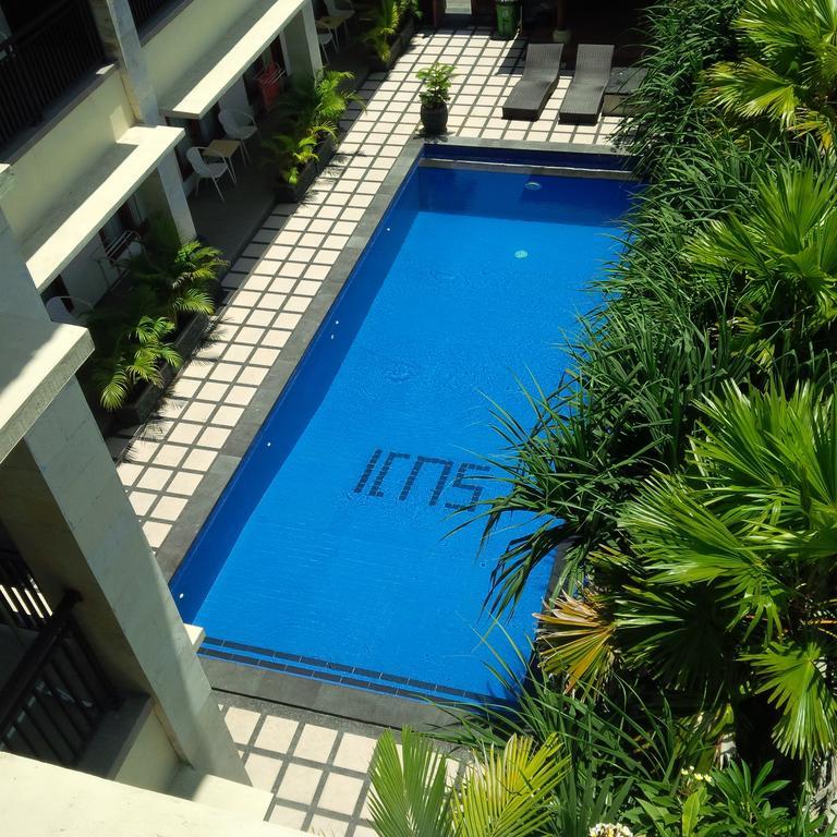 Suji Apartment Bali Pokoj fotografie
